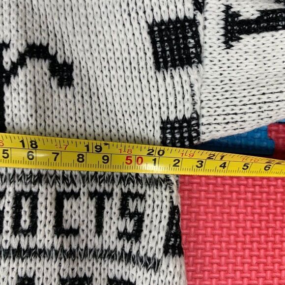 Vintage 80s Adele Boho Knit Sweater Newspaper Print Acrylic Knit Size Medium Rap - Picture 5 of 12